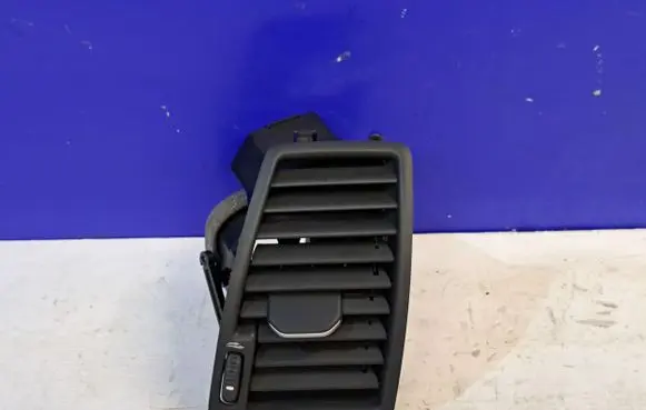 Volvo XC90 Dashboard air vent grill cover trim 3409399