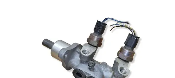 BMW 3 E46 Master brake cylinder 10052299251 2282343 34312282343