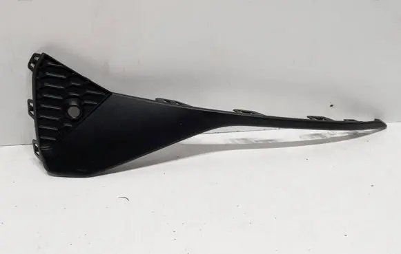Audi A3 8Y Front bumper lower grill 8Y0807681G