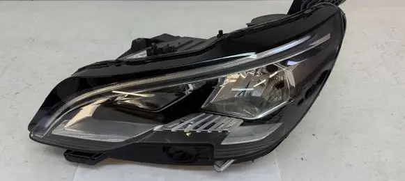 Peugeot 3008 II Headlight/headlamp 9810478180 90056582