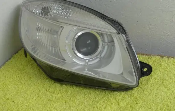 Skoda Roomster (5J) Headlight/headlamp 247832-00