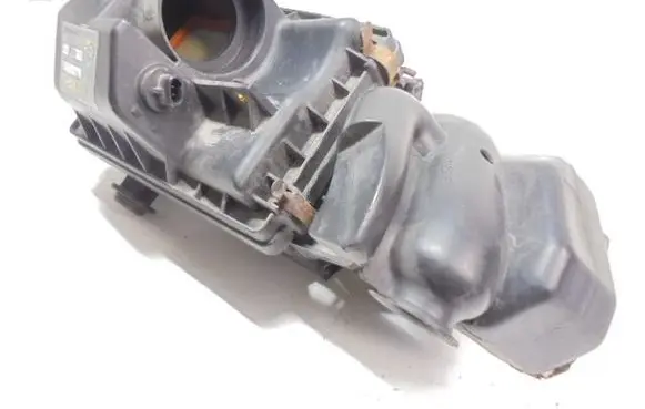 Mazda Demio Air filter box B31R