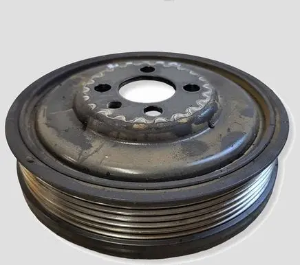 Volkswagen Golf VII Crankshaft pulley 04L105248