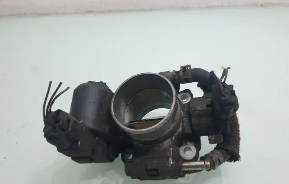 Toyota RAV 4 (XA30) Throttle valve
