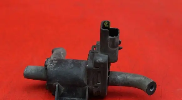 Ford Fiesta Vacuum valve 9688124580