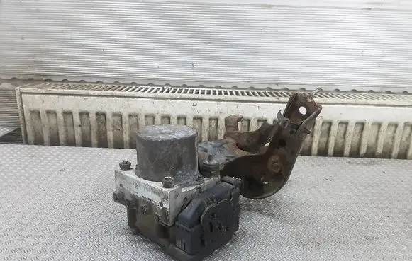 Nissan Almera N16 ABS Pump 0265231427