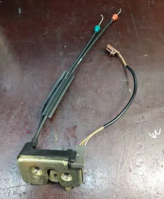 Ford Fiesta Tailgate/trunk/boot lock/catch/latch 2s61a43102bc