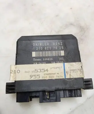 Mercedes-Benz E W210 Door control unit/module 2108207626 6968907 356826