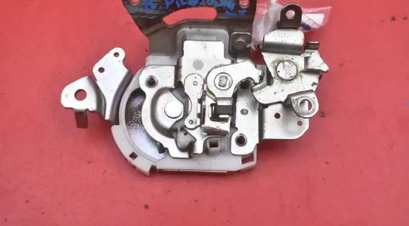 Dacia Dokker Rear door lock