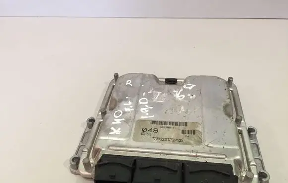 Volvo S40, V40 Engine control unit/module HOM8200065996 0281010441 30630048