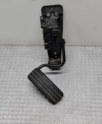 Renault Espace - Grand espace IV Accelerator throttle pedal 6PV00811918 8200007513