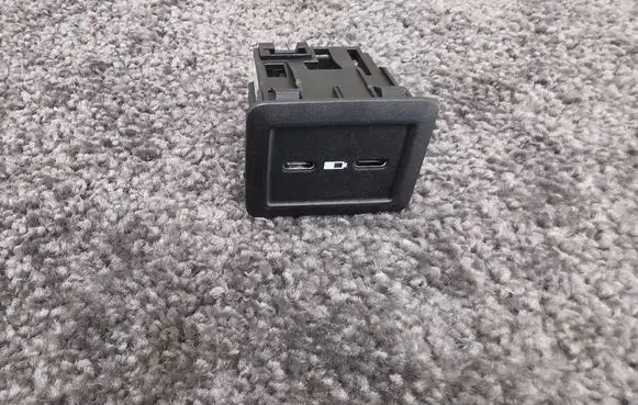 USB socket connector