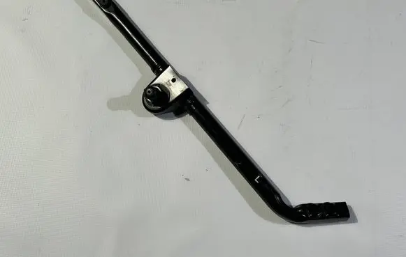 Chrysler Pacifica Radiator support slam panel bracket 68231357ac