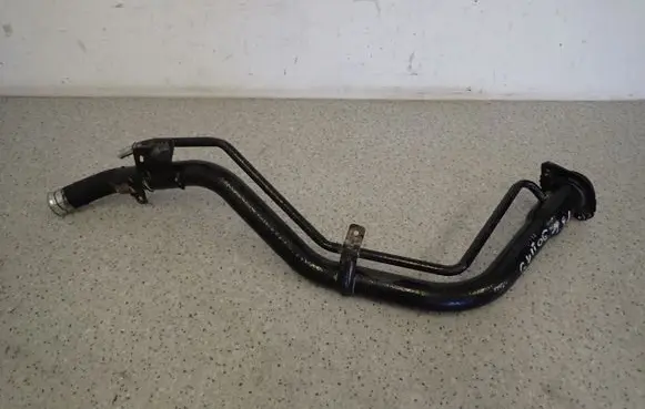 Suzuki Grand Vitara II Fuel tank filler neck pipe 