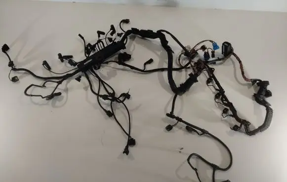 BMW 5 E60 E61 Fuel injector wires 7792268