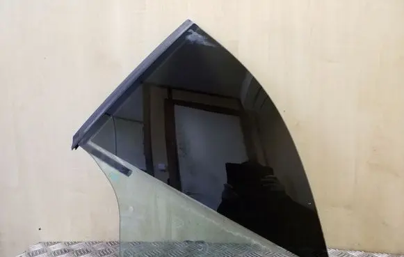 Audi S5 Facelift Rear side window