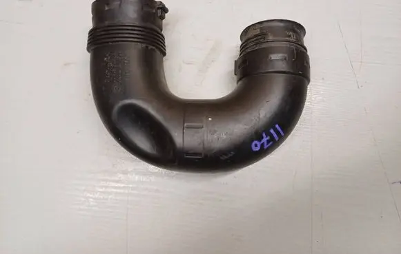 Seat Toledo III (5P) Air intake hose/pipe 1K0129618AT