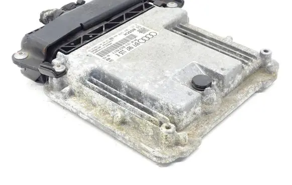 Audi A3 S3 8P Engine control unit/module 8P7907115K 8P0907115Q 1039S37760