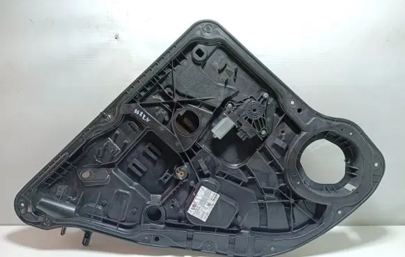 Mercedes-Benz GLS X166 Rear window lifting mechanism without motor A1667308901