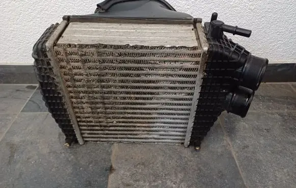 Maserati Levante Intercooler radiator 670109554