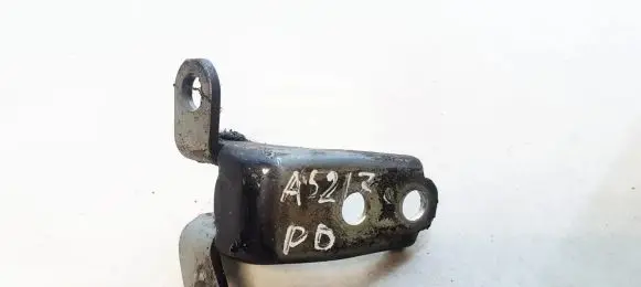 Honda FR-V Front door upper hinge