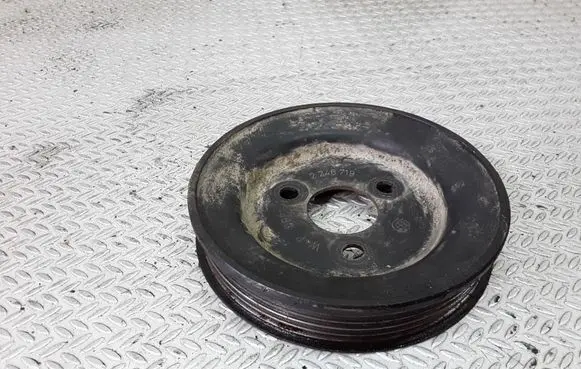 BMW 5 E39 Power steering pump pulley 2246719