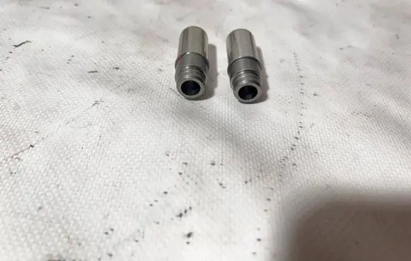 Mercedes-Benz 190 W201 Valve A6010500724