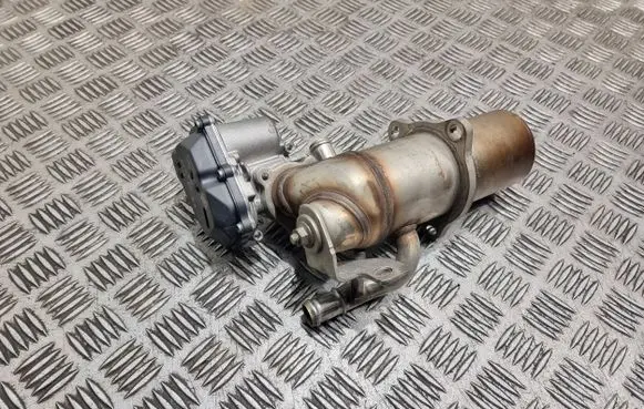 Audi A4 S4 B8 8K EGR valve cooler 04L131501B A2080881400 04l131512a