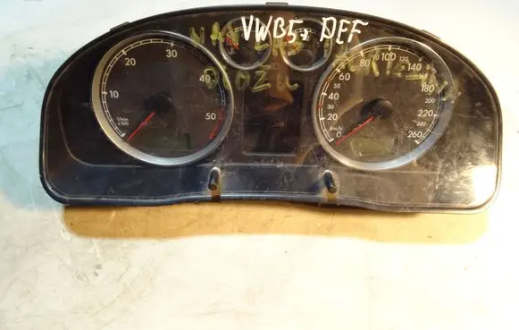 Volkswagen PASSAT B5 Speedometer (instrument cluster) 88311245
