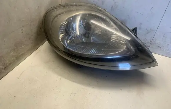 Renault Trafic II (X83) Headlight/headlamp 7700311372