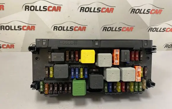 Mercedes-Benz E C207 W207 Fuse module A2129009025 A2129014507 A2319021103