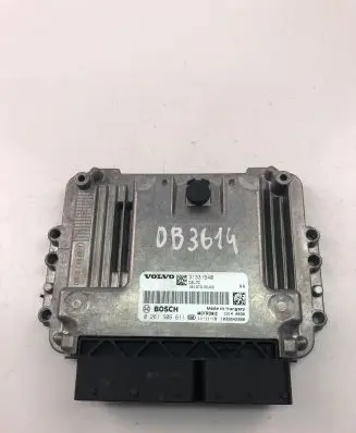 Volvo V60 Engine control unit/module ECU 31331540