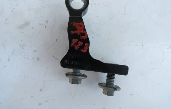 Volvo XC60 Front door upper hinge 31424456