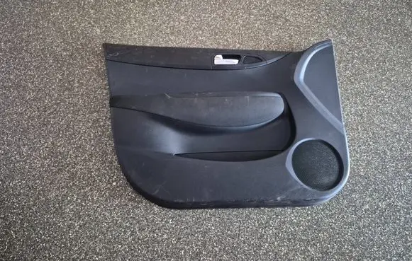 Hyundai i20 (PB PBT) Front door card panel trim 823501J010