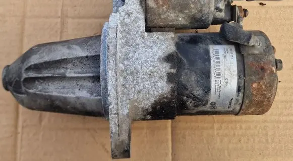 Nissan X-Trail T30 Starter motor