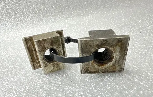 Audi A8 S8 D2 4D Bumper support mounting bracket corner 