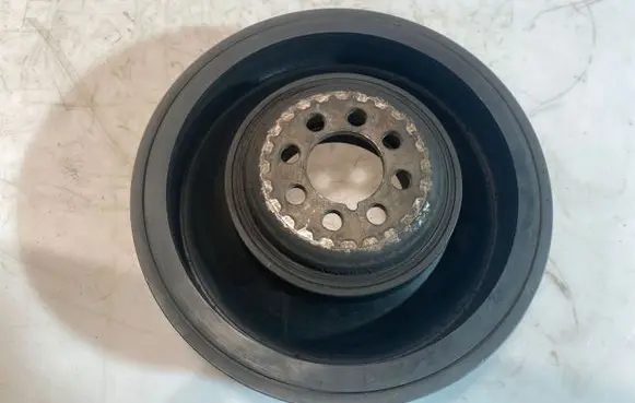 Audi A6 S6 C5 4B Crankshaft pulley 059105251M