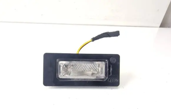 Audi Q5 SQ5 Number plate light 8T0943021