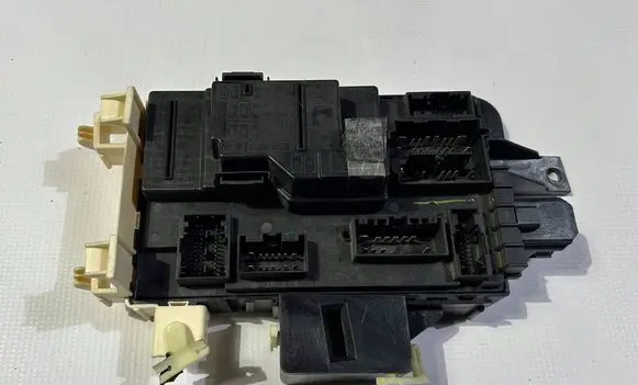 Ford Mustang V BSM Control unit AR3T15604BF