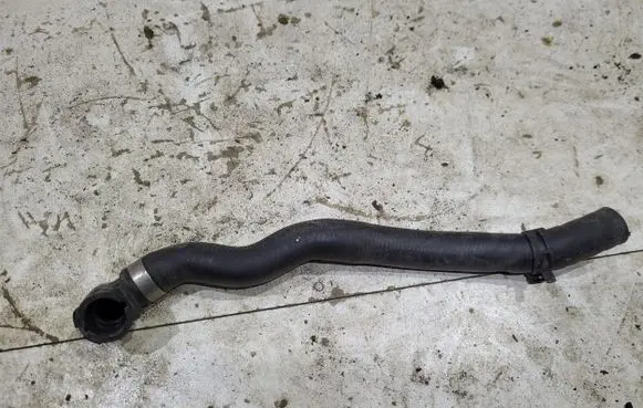 BMW 4 F32 F33 Engine coolant pipe/hose 9307241 6421930724101