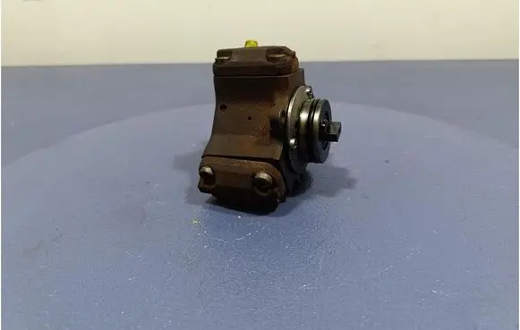 Hyundai Tucson JM Fuel injection high pressure pump
