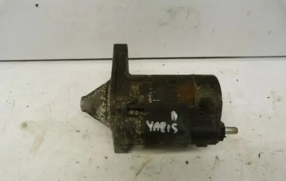 Toyota Yaris Starter motor