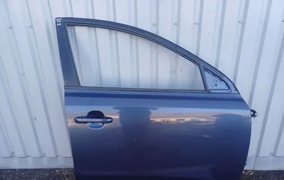 KIA Ceed Front door
