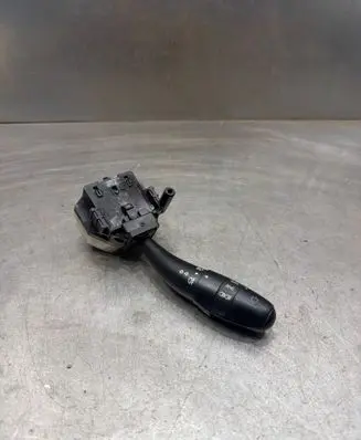 Hyundai i30 Indicator stalk 934102L031