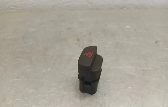 Ford Focus Hazard light switch 4M5T13A350AC