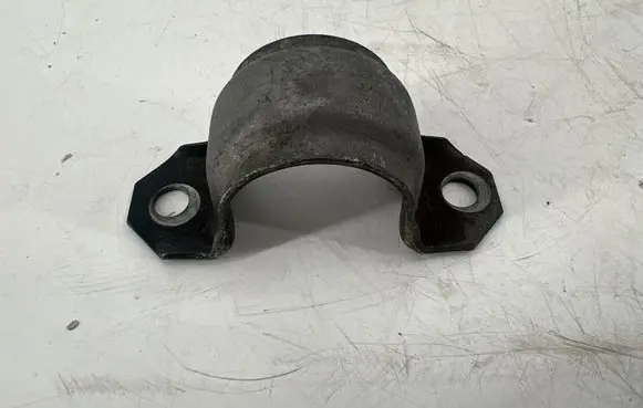 BMW 1 F20 F21 Sway bar bush bracket, front 23310110