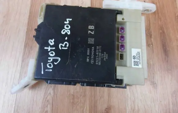 Toyota Corolla E210 E21 Central body control module 8922102710 827300Z290