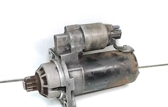 Volkswagen Jetta V Starter motor 1005831320