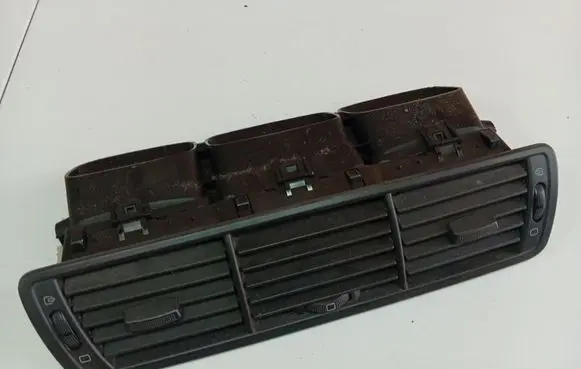 Citroen C8 Dash center air vent grill 1484107077