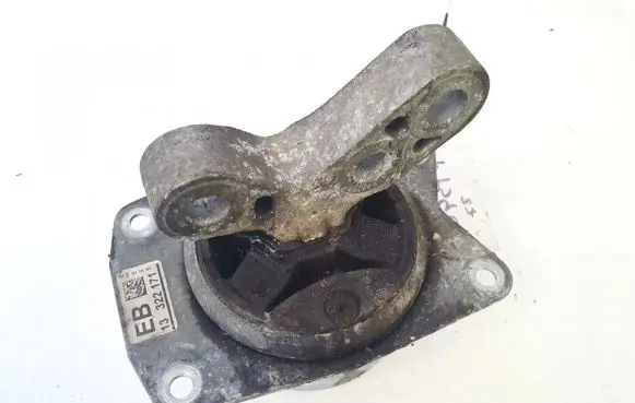 Opel Insignia A Engine mount bracket 13322171 85516s3710